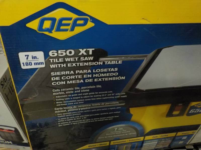 lot 57 image: QEP 650 XT Tile Wet Saw with Extens...