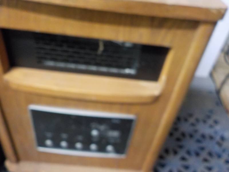 lot 100 image: Life Smart Infrared Zone Heating Sy...
