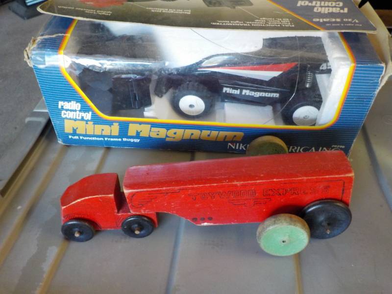 lot 140 image: Radio Control Mini Magnum and Wood ...