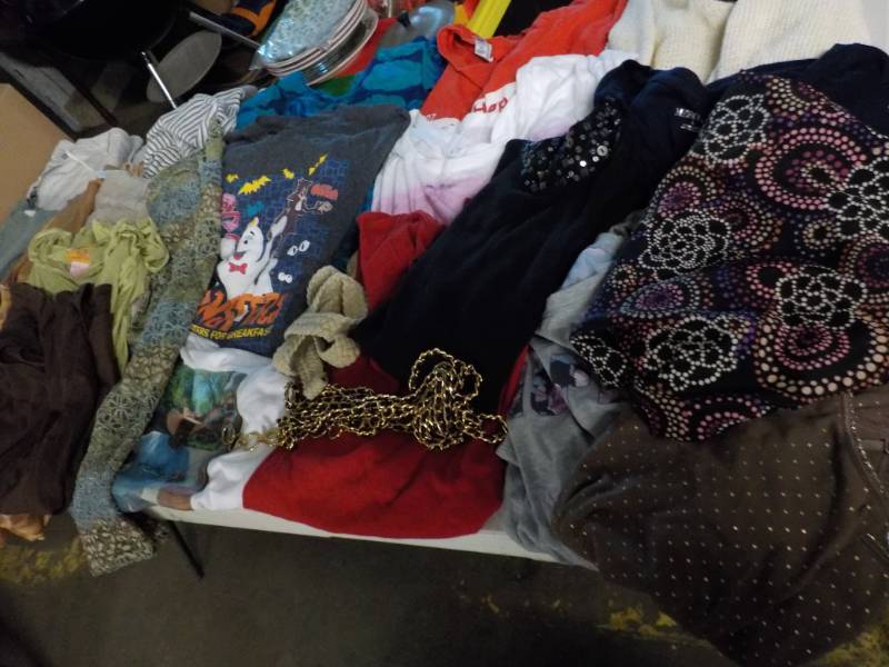lot 177 image: Lots of Womens Clothing Size 18 an...