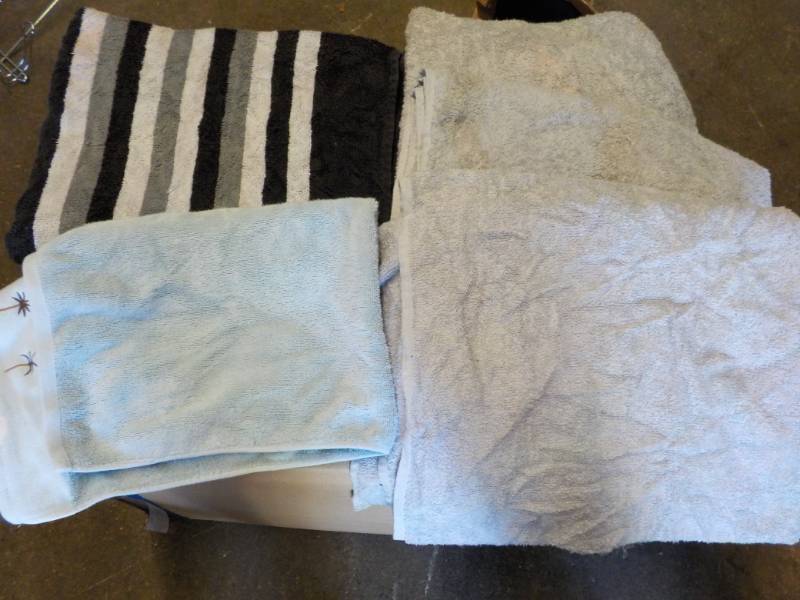 lot 218 image: Towels and Wash Cloths...