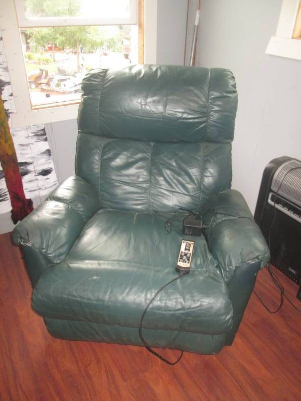 lot 75 image: Heated vibrating reclining chair, f...