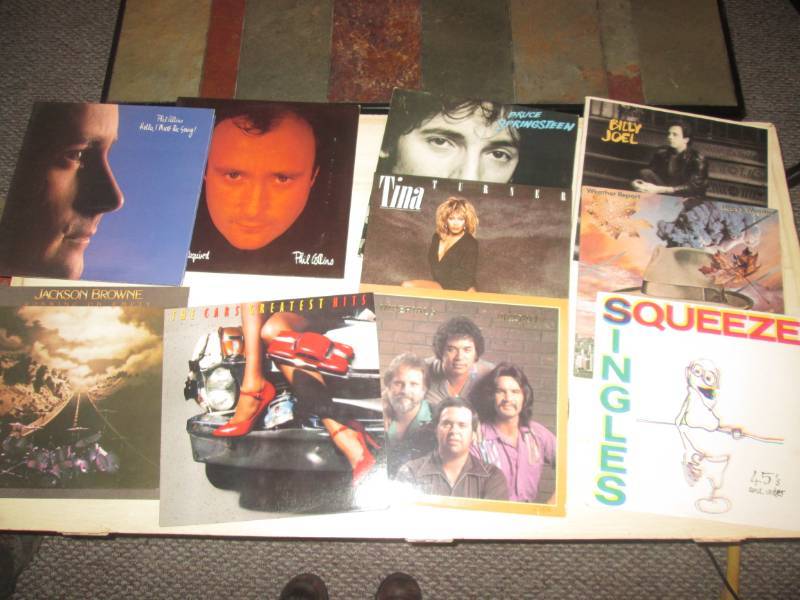 lot 83 image: Lot of 10 vinyl records...