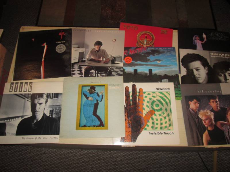 lot 84 image: Lot of 10 vinyl records...