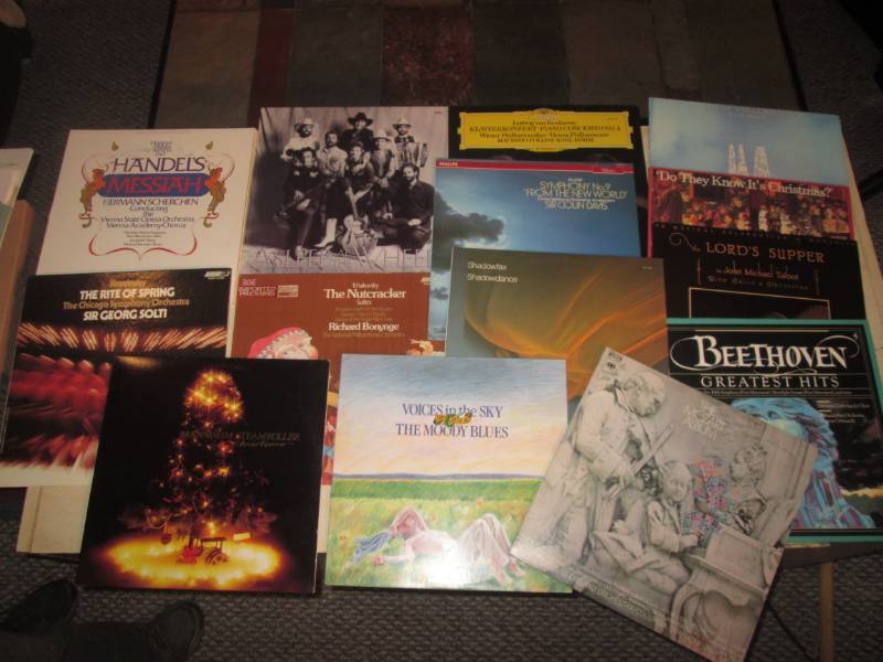 lot 86 image: Lot of Vinyl record albums...
