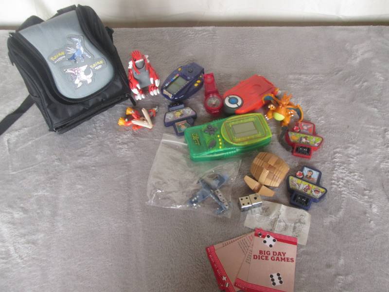 lot 118 image: Lot of puzzles and games...