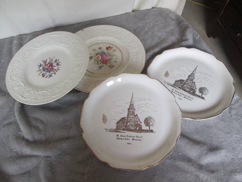 lot 167 image: Lot of decorative plates...