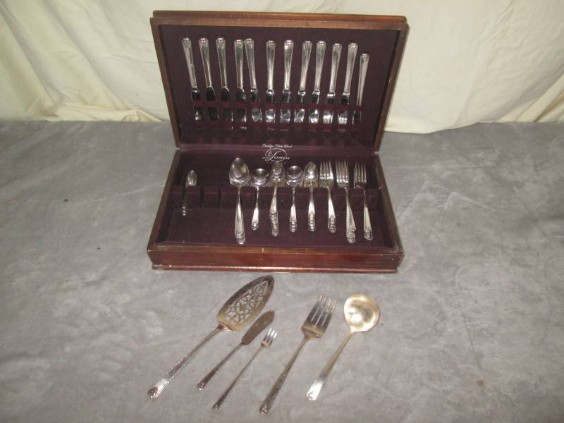 lot 227 image: Prestige silver plate set of 12 in ...