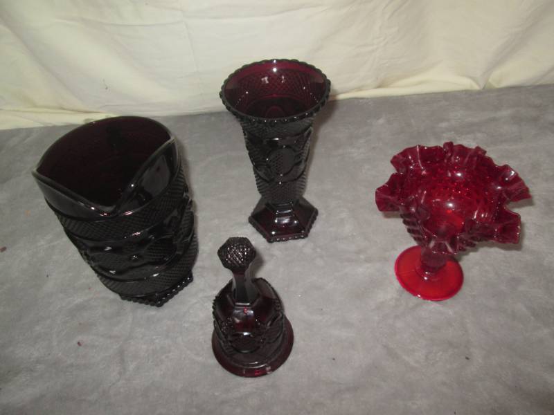 lot 231 image: Lot of Avon red glass...