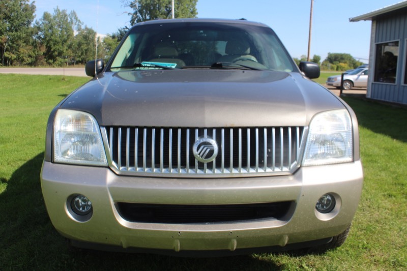 lot 4175 image: 2002 Mercury Mountaineer AWD