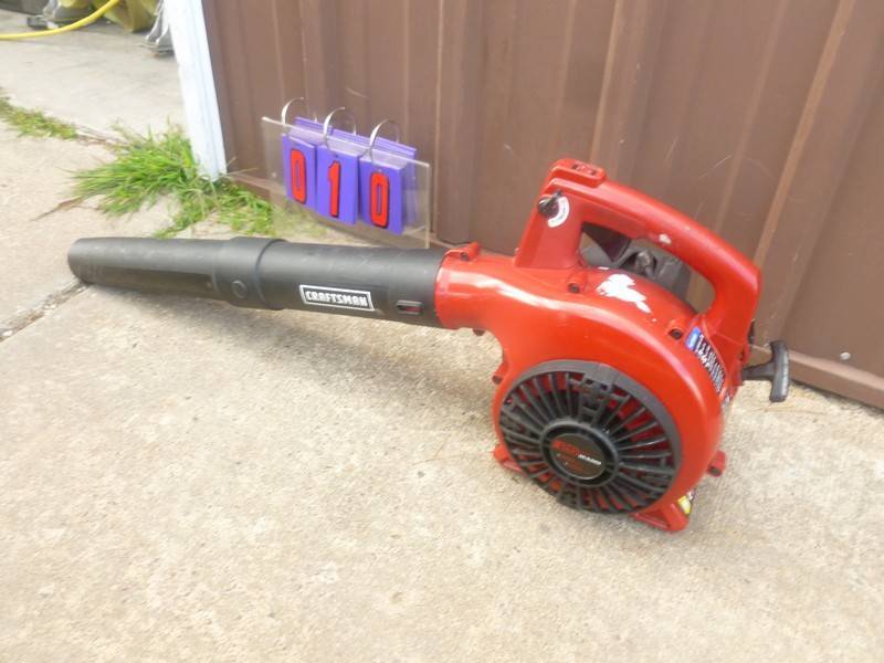 lot 10 image: SnS Auctions # 392 Early Fall Tools & Equipment