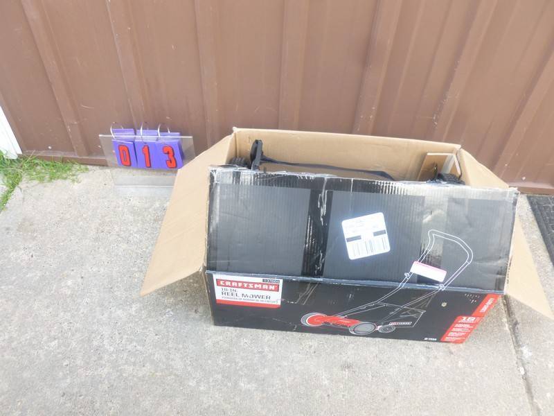 lot 13 image: SnS Auctions # 392 Early Fall Tools & Equipment