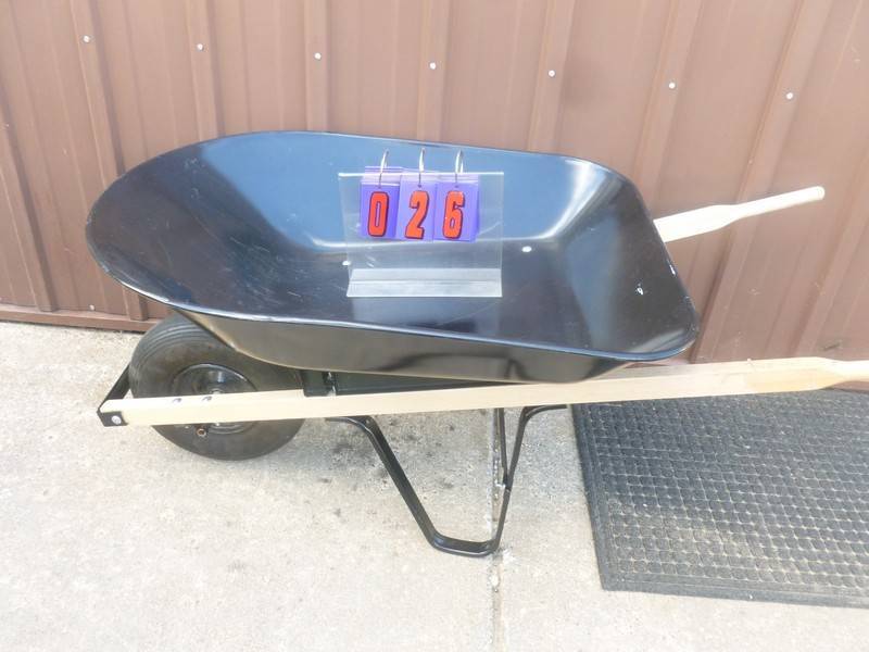 lot 26 image: SnS Auctions # 392 Early Fall Tools & Equipment