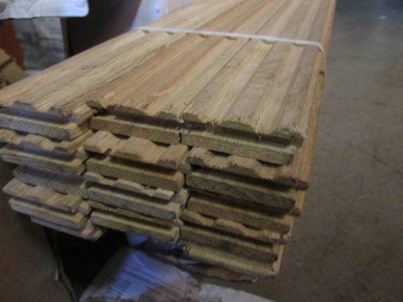 lot 8 image: 3 Cases of Mixed Flooring EW6...