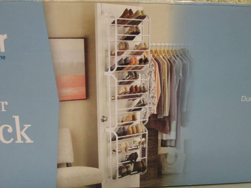lot 39 image: 36-Pair Over The Door Shoe Rack in ...