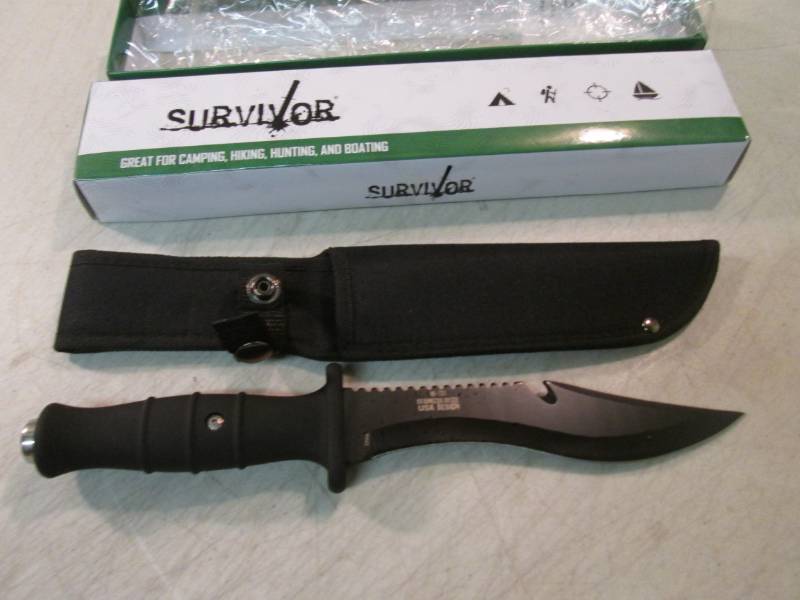 lot 54 image: 12 Survivor Fixed Blade Knife with...