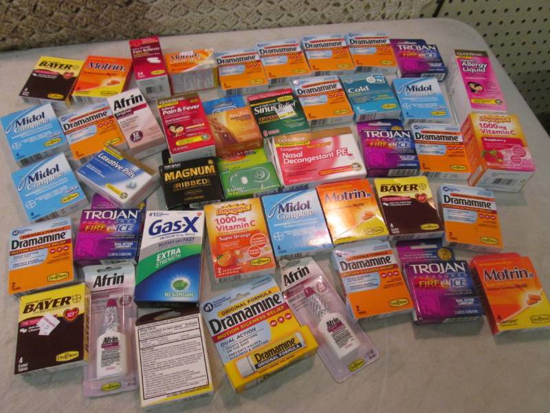 lot 86 image: Lot of Assorted Medicines Etc  B-1...