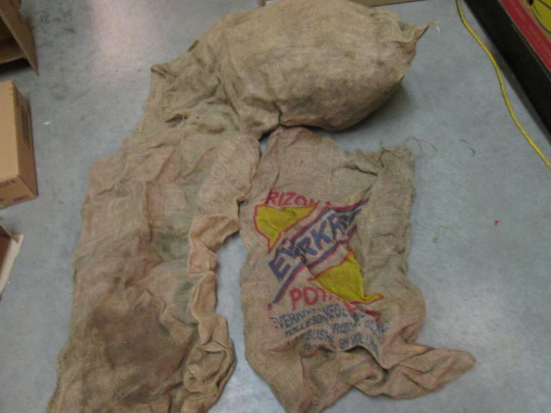 lot 109 image: Lot of 10 100 pound Potato Burlap B...