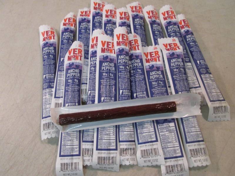 lot 128 image: 18 Ancho Pepper Smoked and Cured Tu...