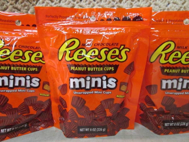 lot 154 image: 3 Bags of Reeses Peanut Butter Cup ...