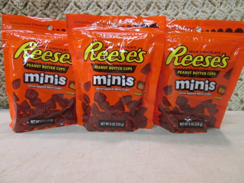lot 155 image: 3 Bags of Reeses Peanut Butter Cup ...
