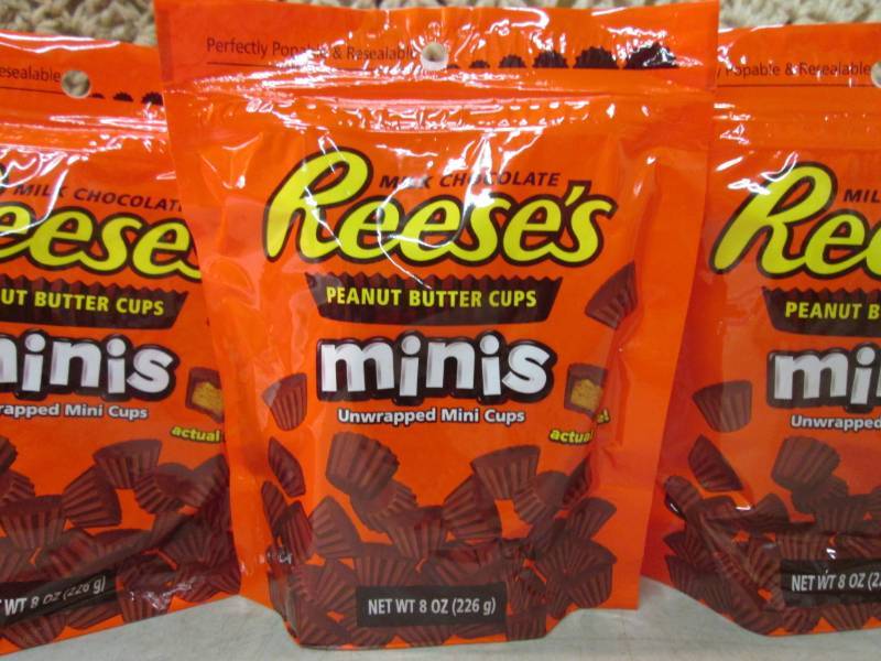 lot 156 image: 3 Bags of Reeses Peanut Butter Cup ...