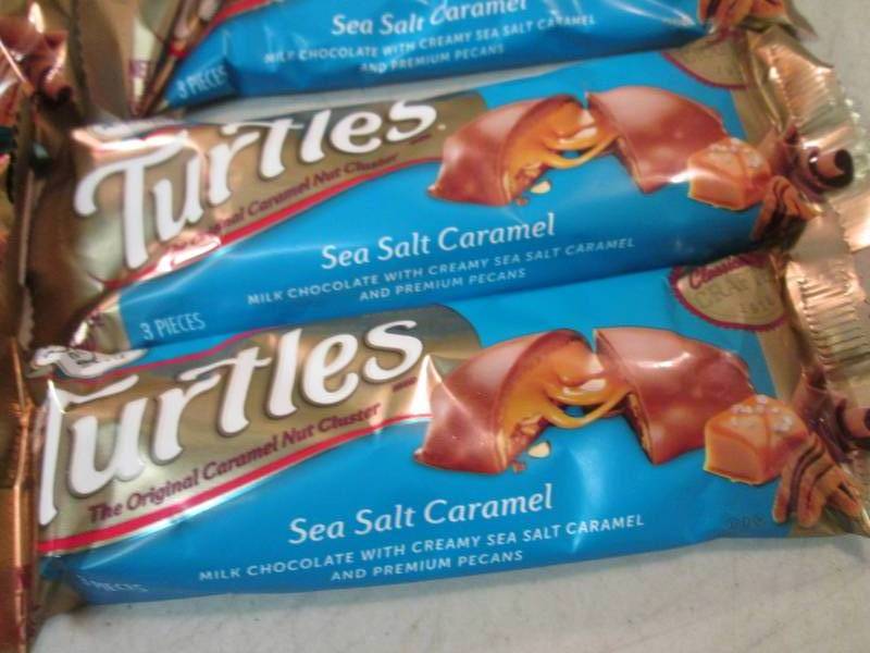 lot 163 image: 12 Turtles Sea Salt Caramel Candy B...