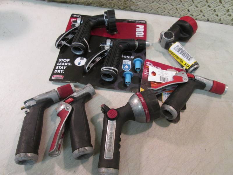 lot 192 image: Assorted Water Hose Nozzles  EC1...