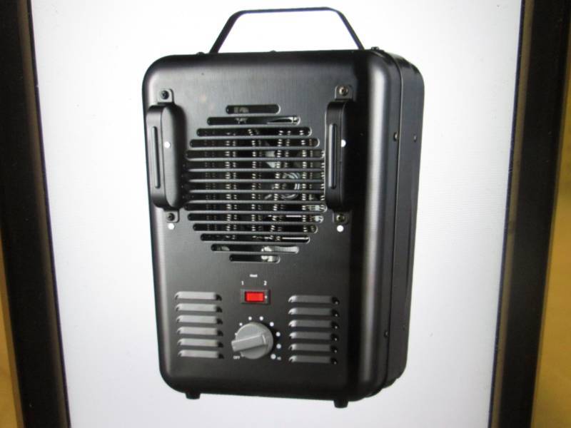 lot 218 image: Fan Forced Portable Milkhouse Elect...