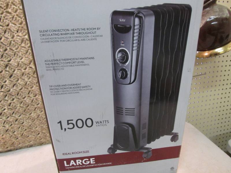 lot 222 image: Oil-Filled Radiator Heater Open Box...