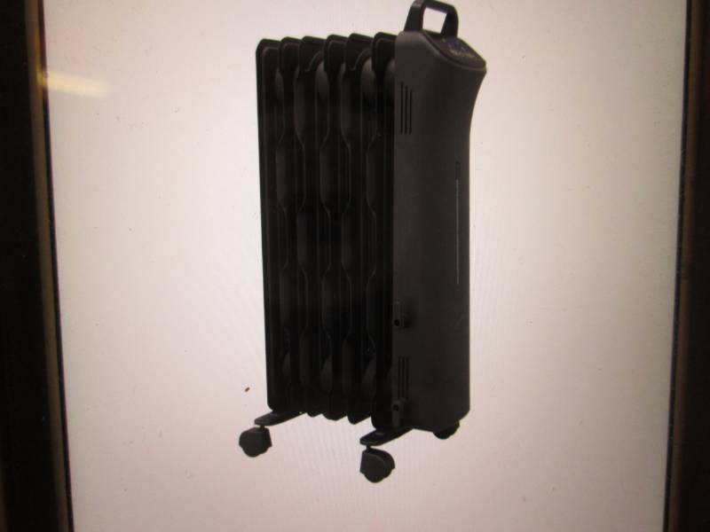 lot 223 image: 1500-Watt Digital Eco-Fin Oil-Fille...