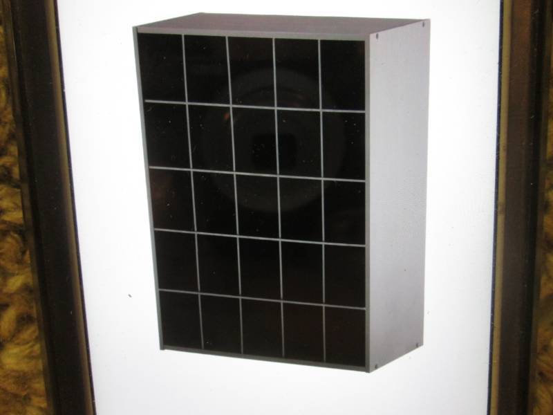 lot 227 image: Closet Maid Espresso Stackable 25-C...