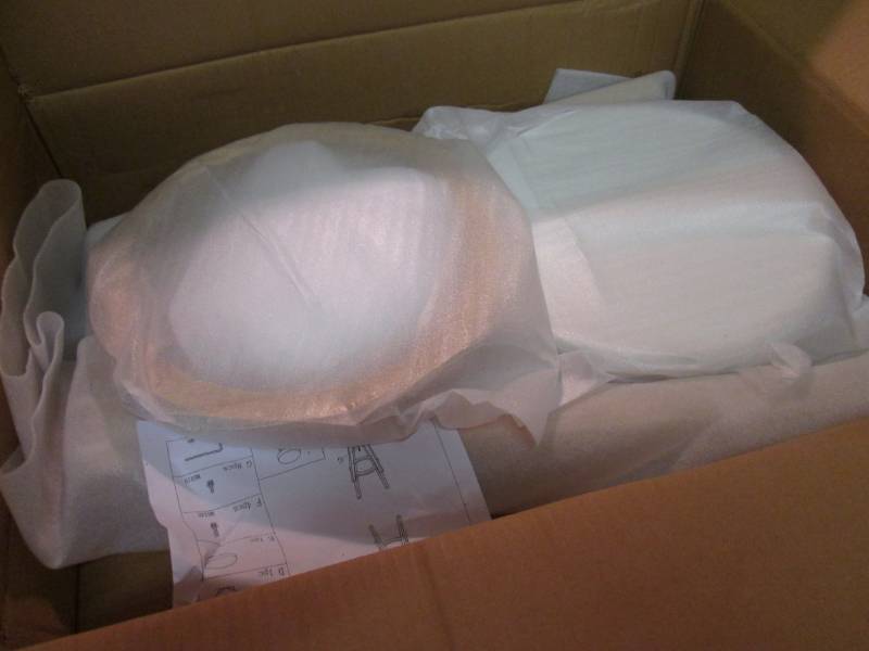lot 250 image: Rex 26 White Natural Wood Modern C...