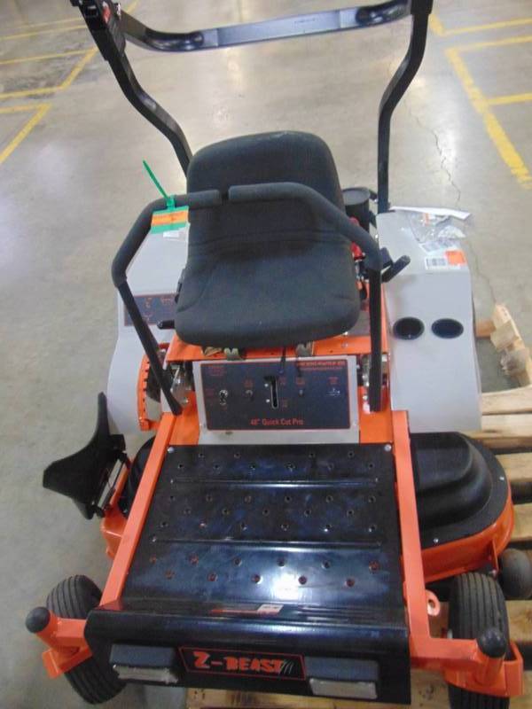 lot 350 image: Beast 48 in. Zero Turn Riding Mower w Rollbar, Powered by a 20 HP Briggs and Stratton Pro Series Engine 48ZBM19C