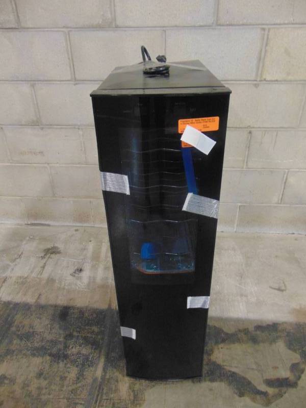 Frigidaire 18Bottle Black Dual Zone Cooling Wine Chiller FFWC18L2QB