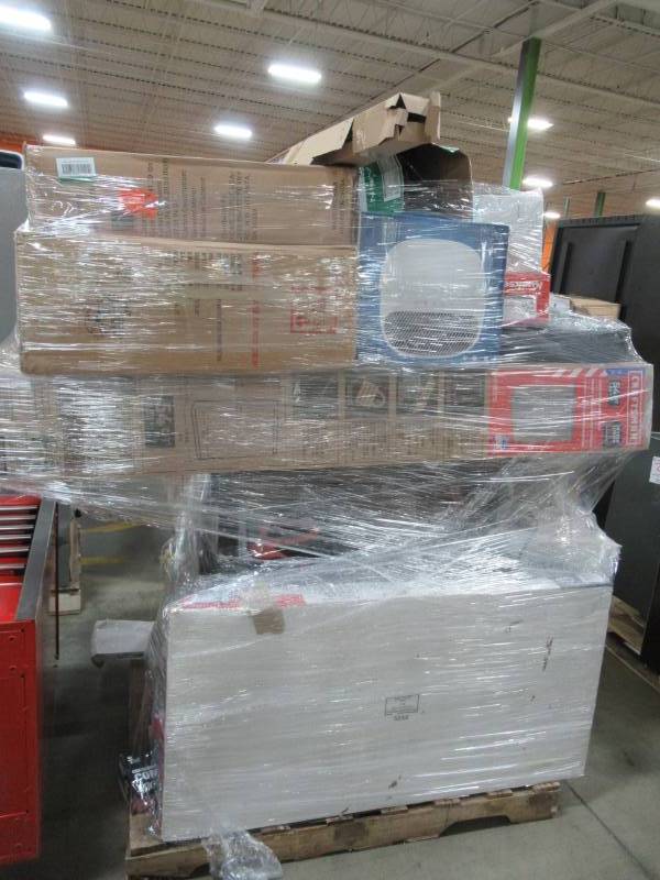 lot 46 image: WHOLESALE MIXED PALLET OF RETURNS - Storage Items, Faucets, Housewares and More