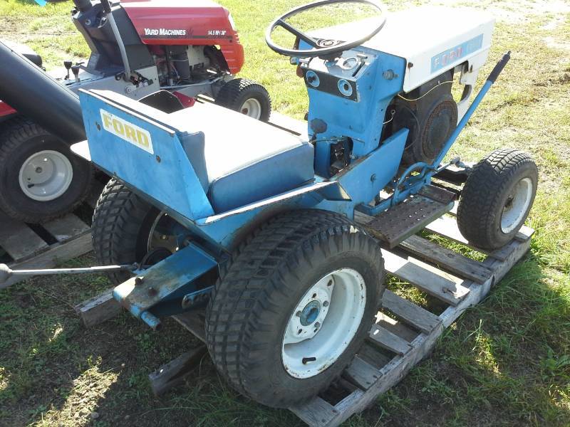 Ford Lawn Tractor 100 | North Metro Marine Equipment | K-BID