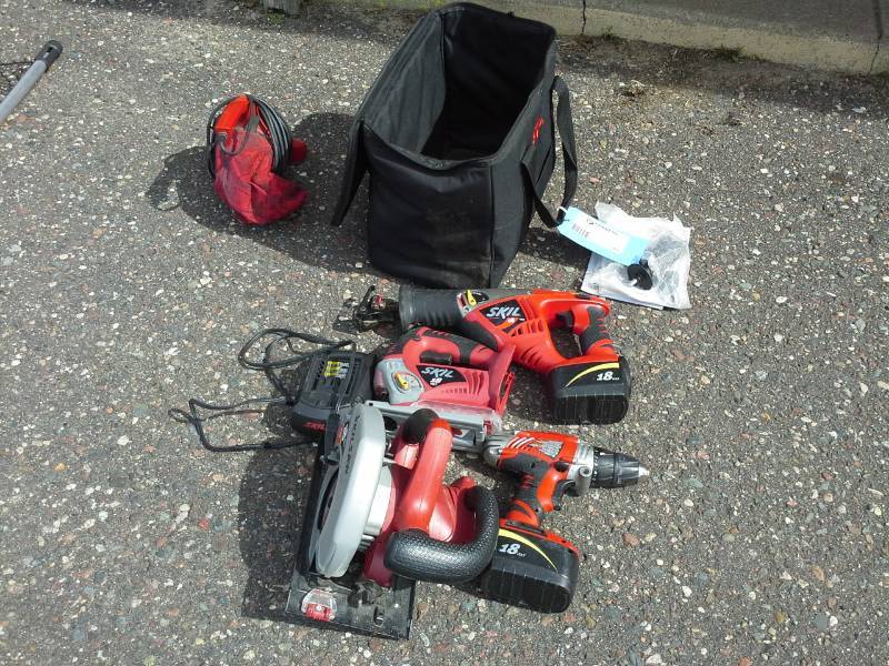 lot 62 image: Skil 18VDC Cordless Tools - Circular Saw, Drill, Jig Saw, Sawzall, 2-Batteries, Charger, Tool Bag