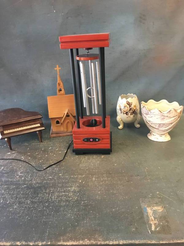 lot 38 image: Music Boxes, Electric Wind Chime and MORE