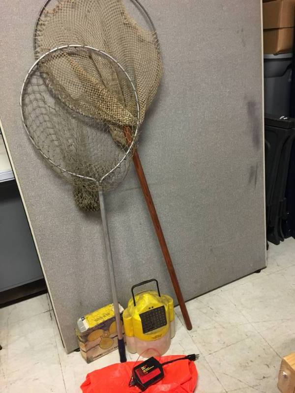 lot 85 image: fishing items