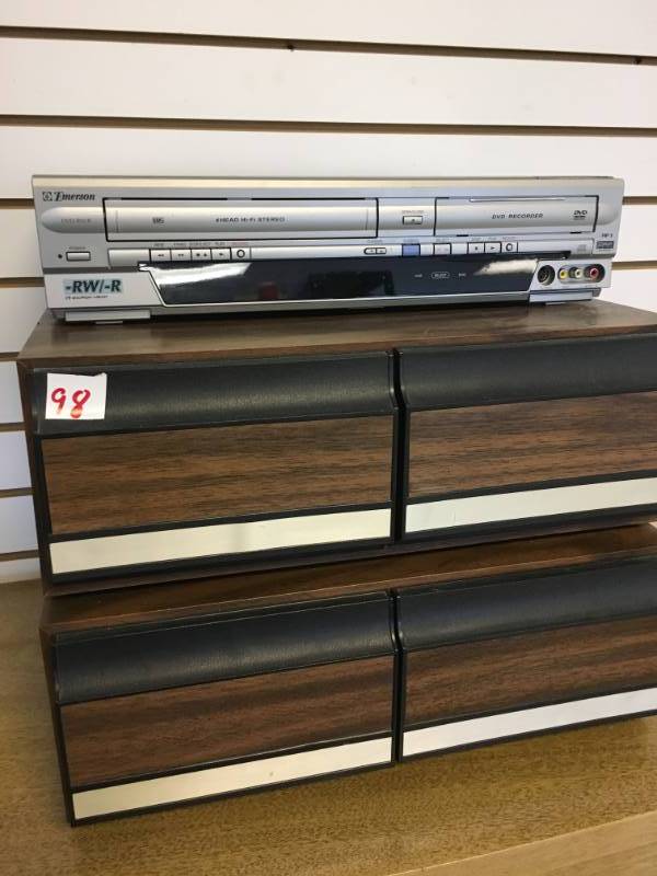 lot 98 image: VHS & DVD recorder