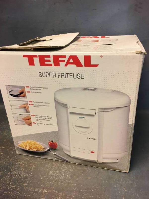 lot 130 image: Tefal fryer