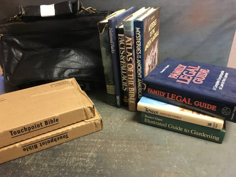 lot 142 image: Touchpoint Bibles and Hardcover Readers Digest Books
