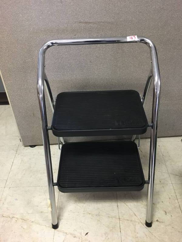 lot 164 image: Step Stool