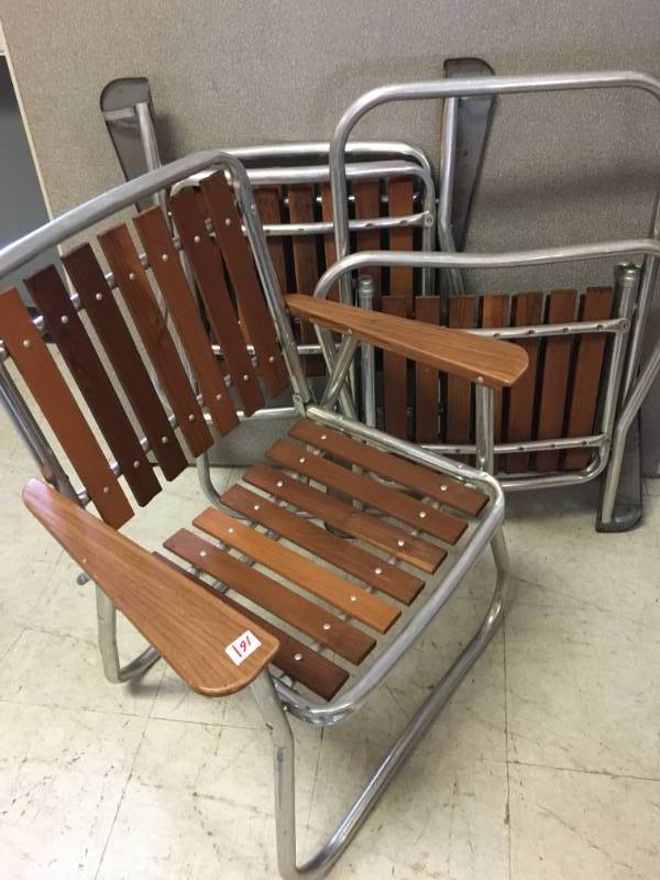 lot 161 image: 3 Outdoor Folding Chairs
