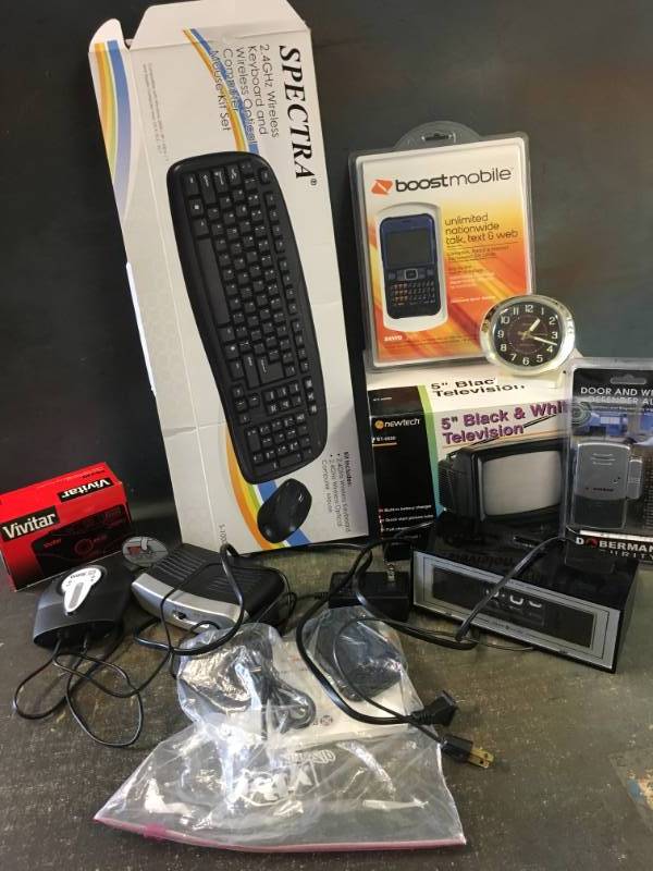lot 179 image: Assorted Electronics and MORE