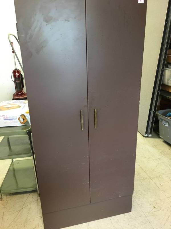 lot 191 image: Metal Cabinet