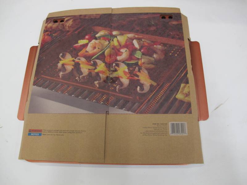 Mr. BBQ Barbecue Topper - NEW