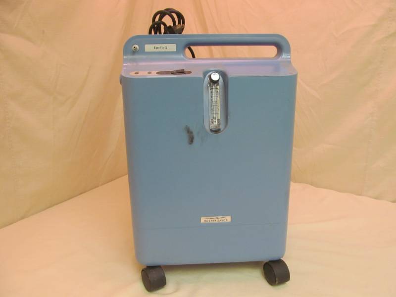 lot 4 image: Portable Oxygen Concentrators