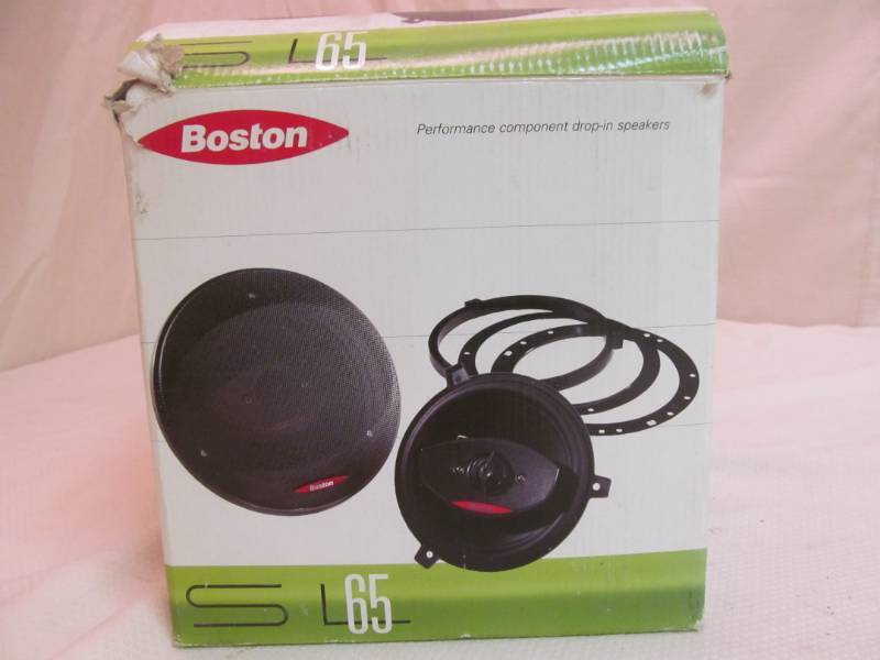 lot 5 image: Boston Drop in Speakers
